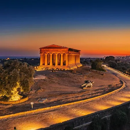 La Conchiglia Porto Empedocle